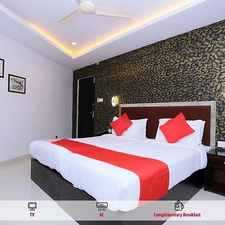 Capital O 61059 Green Life Hotel Kochi Exterior photo