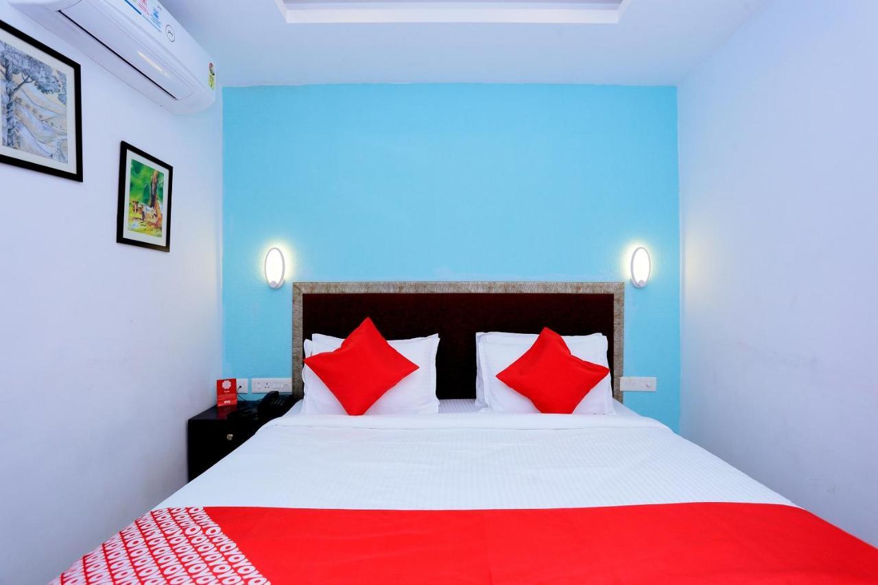 Capital O 61059 Green Life Hotel Kochi Exterior photo